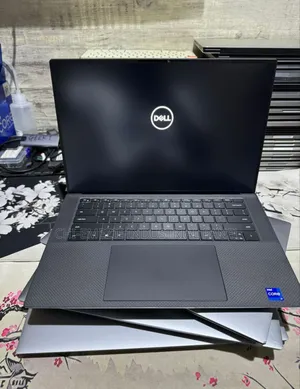 Laptop Dell Precision 5570 32GB Intel Core i7 SSD 512GB