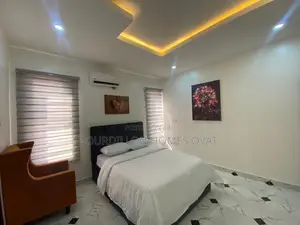 Furnished 1bdrm Apartment in Lekki Phase 1 for sale