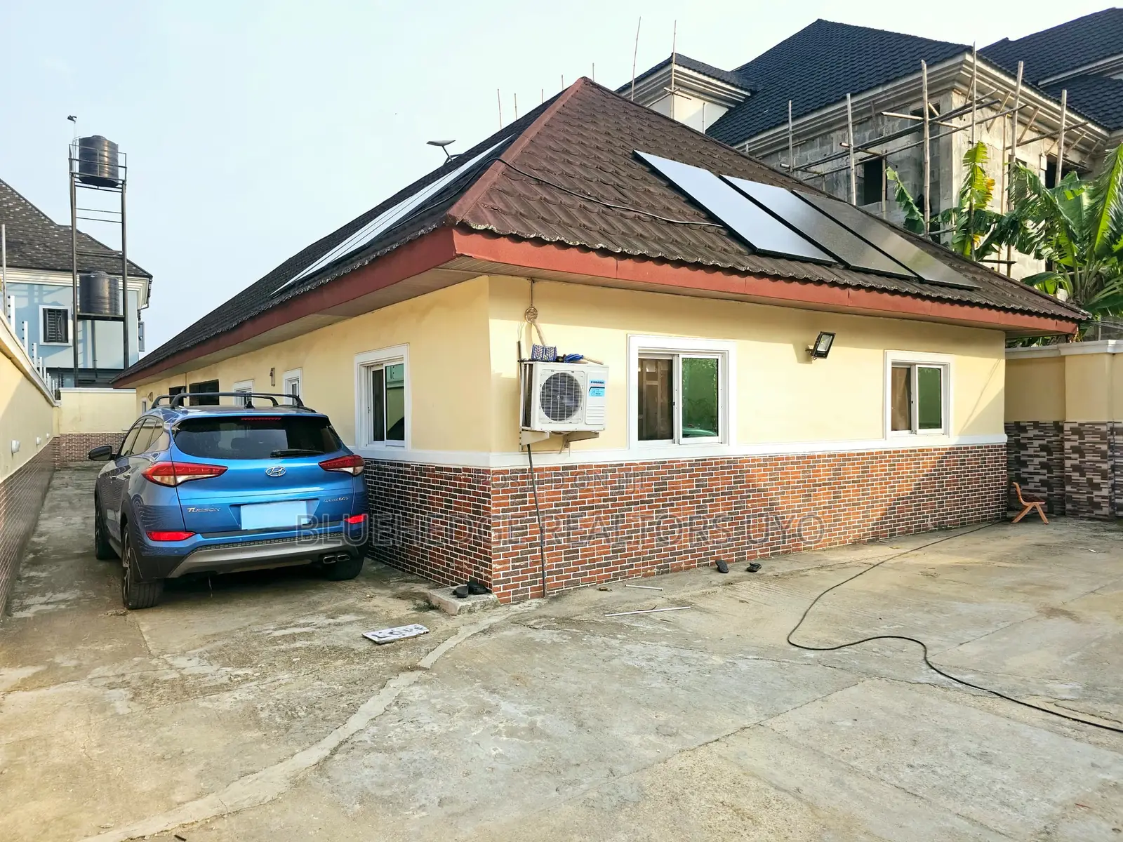 5bdrm Block of Flats in Osongama Estate, Uyo for sale