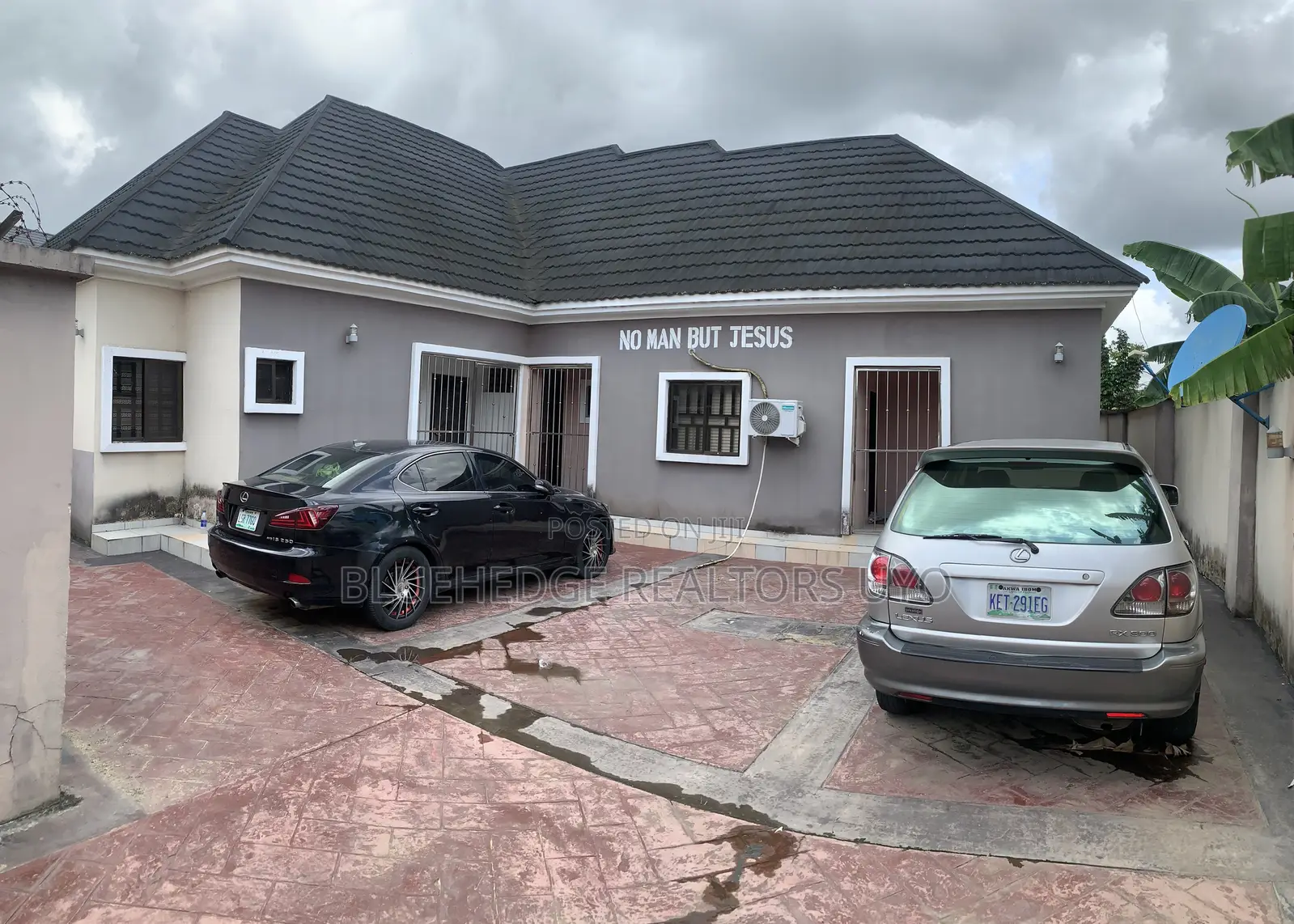 2bdrm Block of Flats in Osongama Estate, Uyo for sale