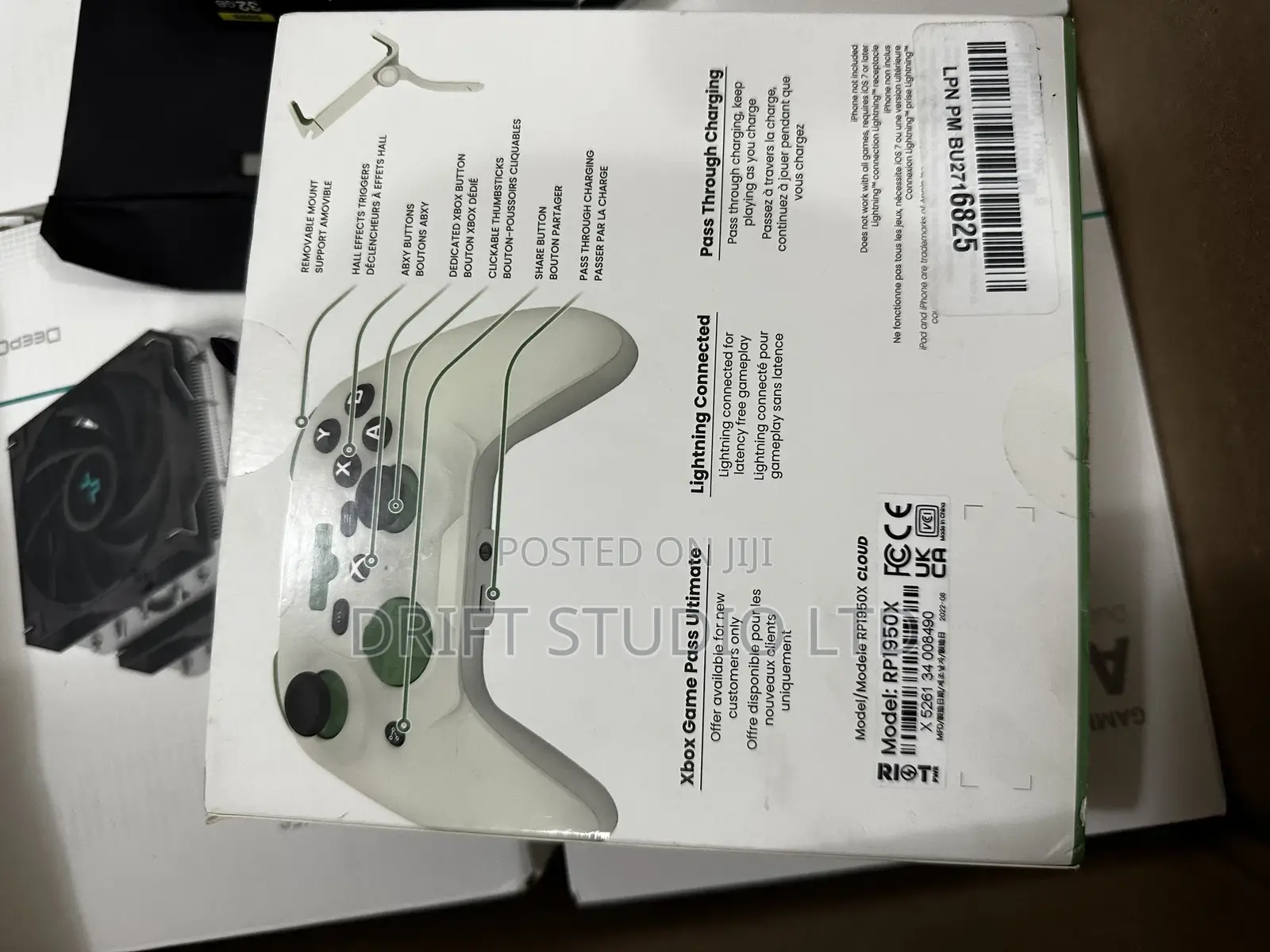 Riot PWR iPhone and iPad Game Controller