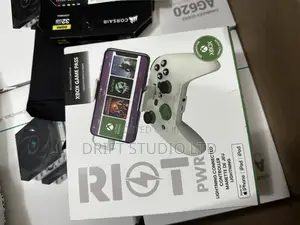 Riot PWR iPhone and iPad Game Controller
