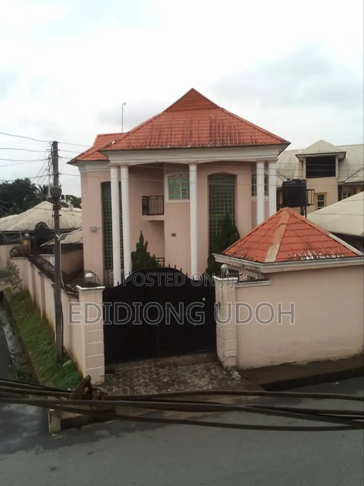 4bdrm Duplex in Uyo for sale