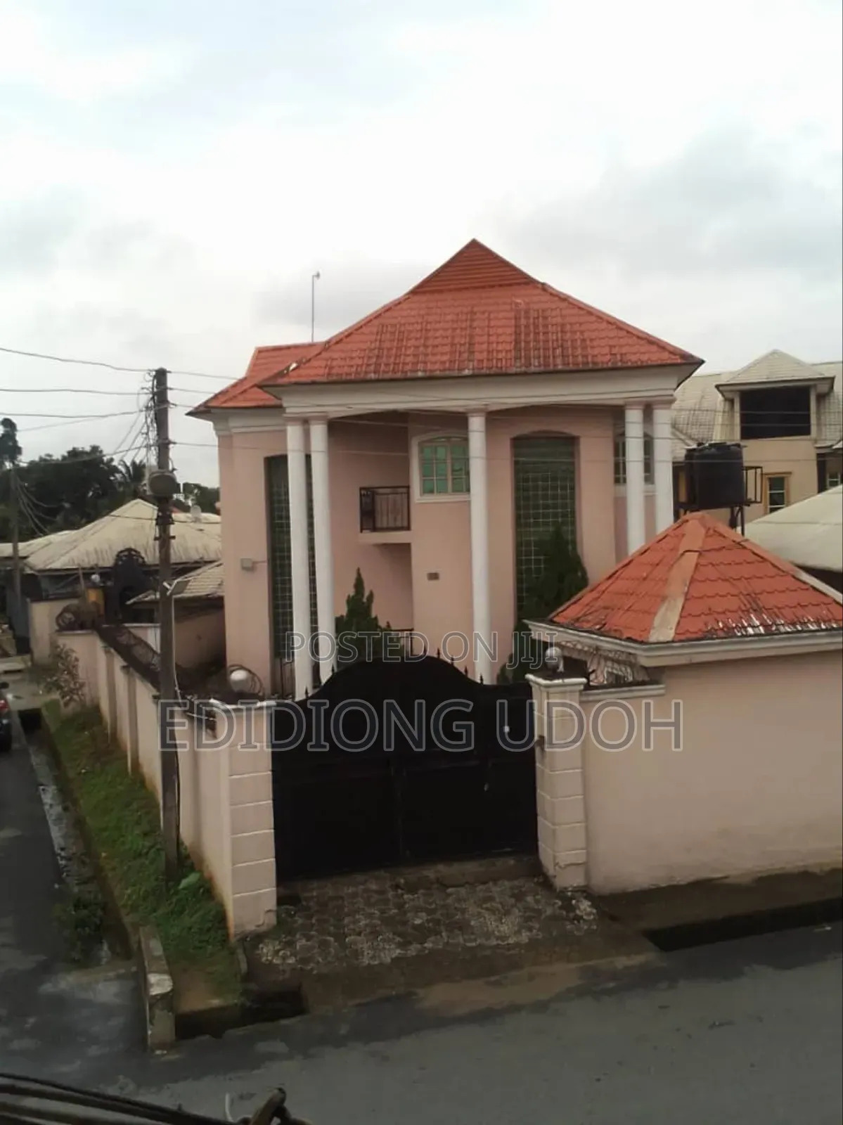 4bdrm Duplex in Uyo for sale