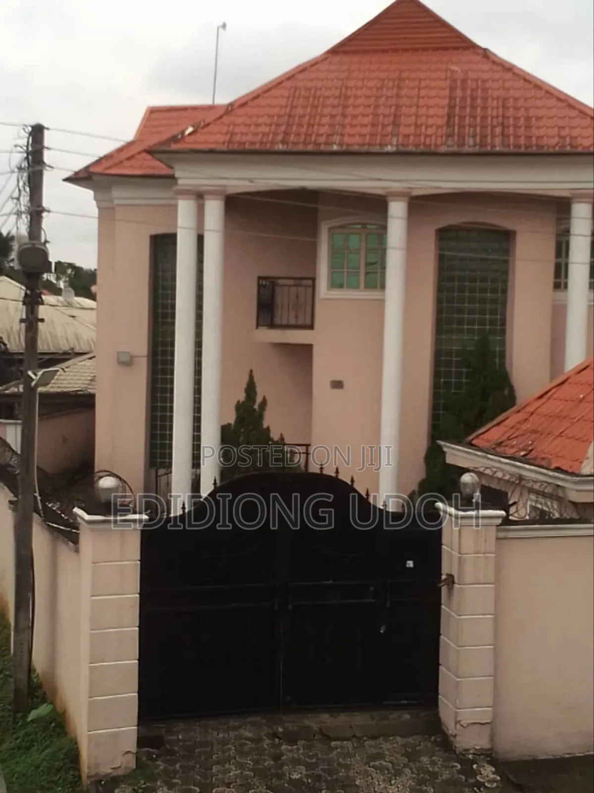 4bdrm Duplex in Uyo for sale
