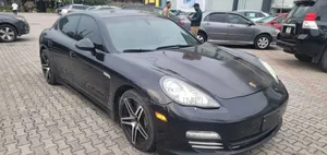 Porsche Panamera 4 2013 Black