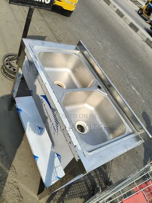 Double Bowl Commercial Washing Sink With Undershelves