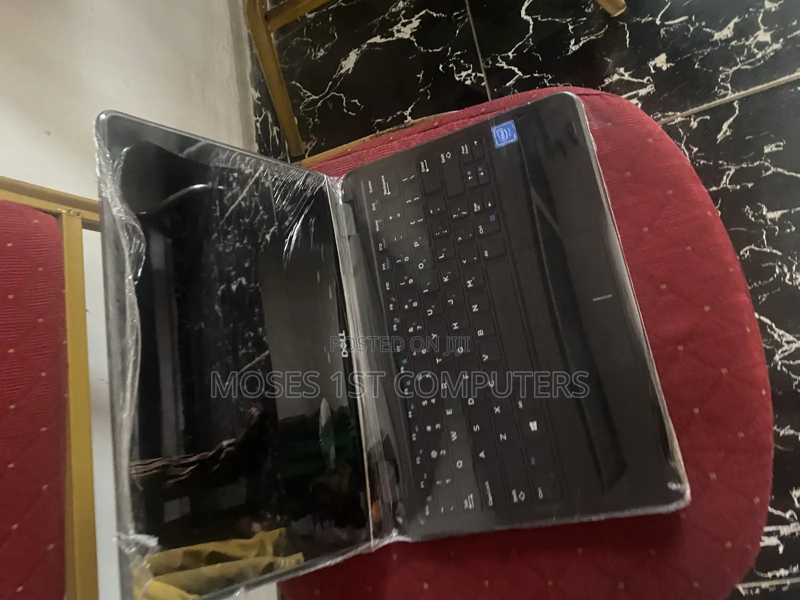 New Laptop Dell 8GB SSD 128GB