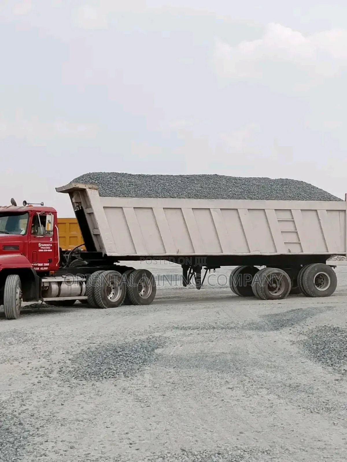 Premium Iron Chippings Granite (Machine-Crushed 3/4" and 1")