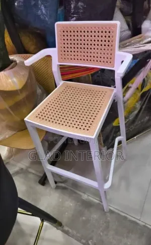 Strong Bar Stool