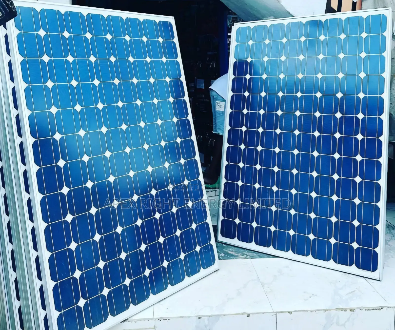 400watts Canadian High Voltage Panel 96 Cells