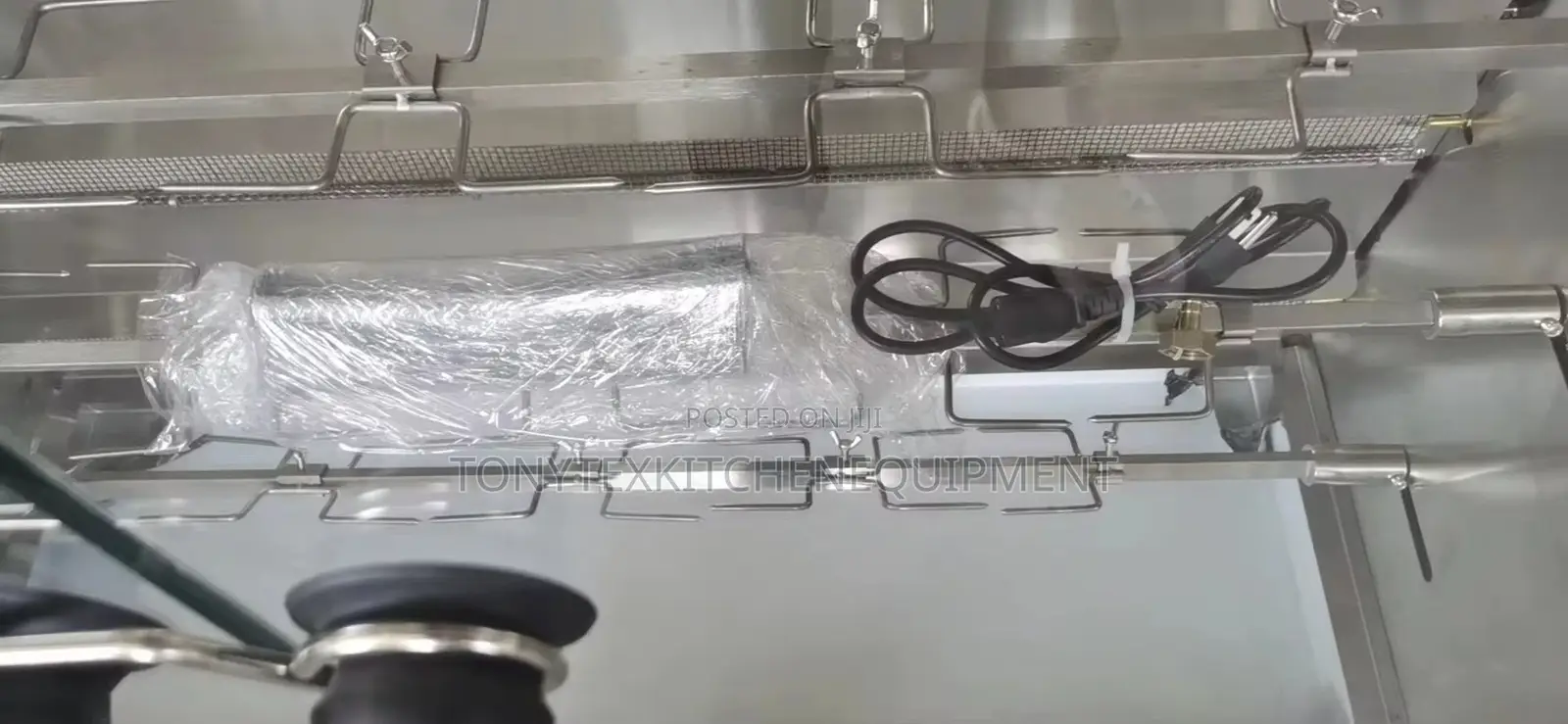 6 Rod Chicken Roaster