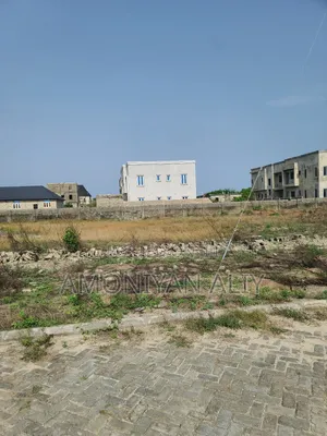 Dry Land in an Estate With C of O