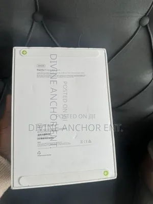 New Apple iPad Pro 11 (2024) 256 GB Silver