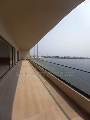 Furnished 6bdrm Duplex in Banana Island for sale
