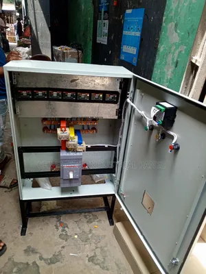 Distribution Panel