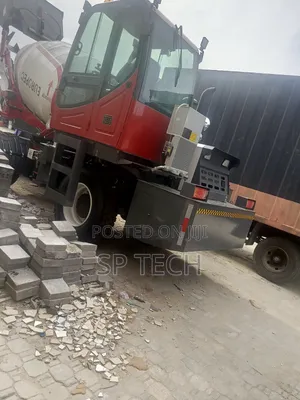 Mobile Self Load Concrete Mix