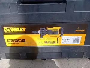 Dewalt D25899k SDS-Max Demolition Hammer