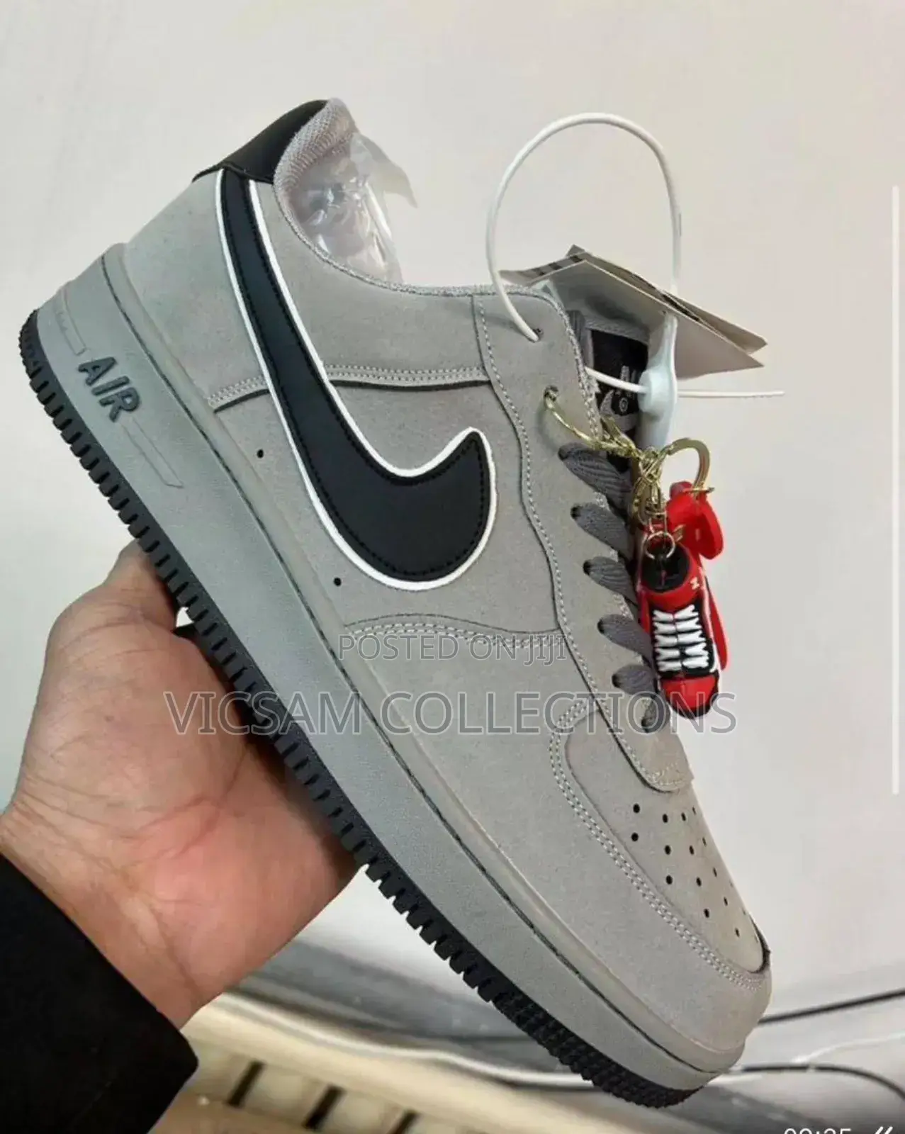 Original Nike Sneakers Available