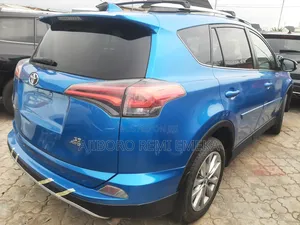 Toyota RAV4 Limited AWD (2.5L 4cyl 6A) 2016 Blue