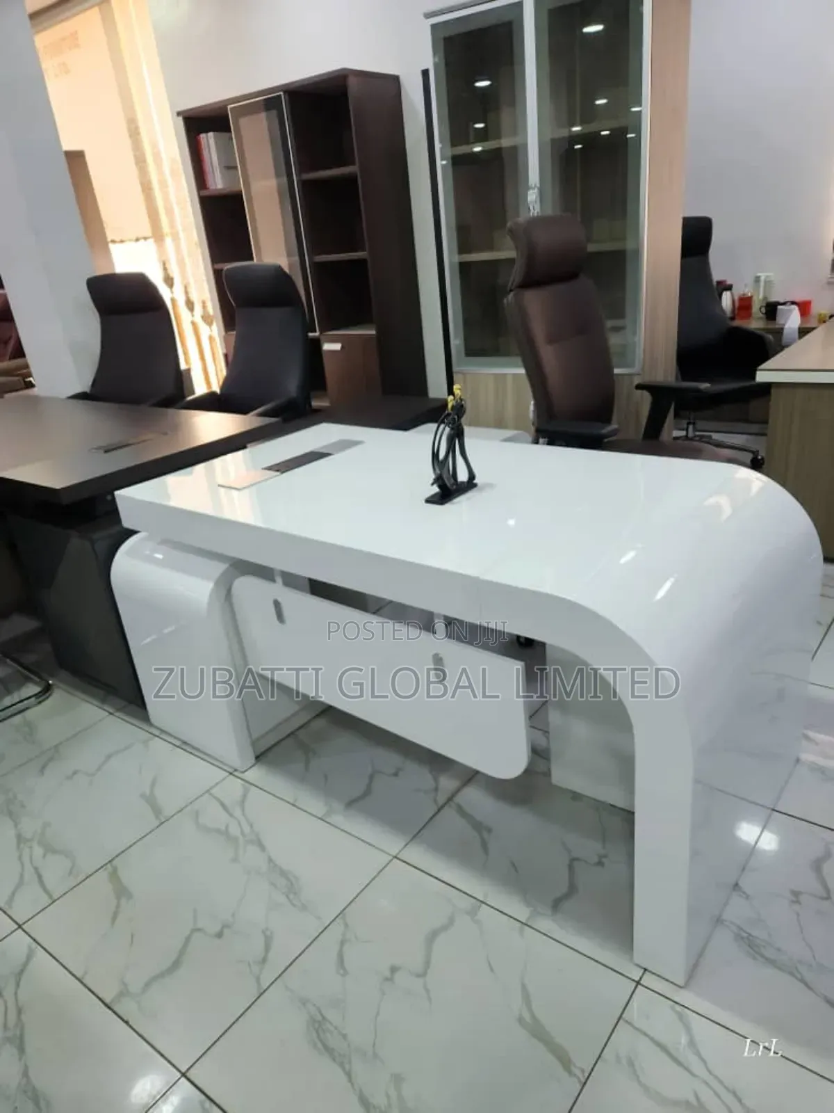 White Executive Table With Ceramic Fiber Top