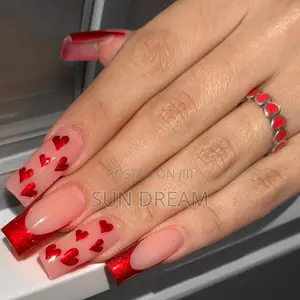 Trending Press On Nails Nair Art