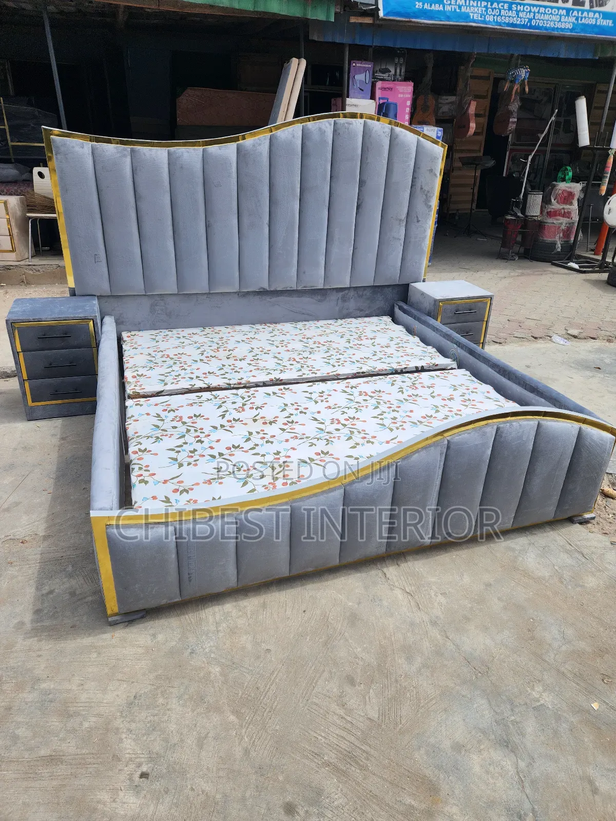 Curved Padded 6by6 Bed Stand.