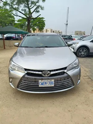 Toyota Camry LE 4dr Sedan (2.5L 4cyl 6A) 2017 Silver
