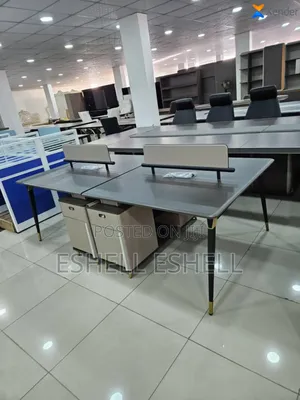 Workstation With Individual Lockers