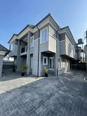 5bdrm Duplex in Lekki for sale