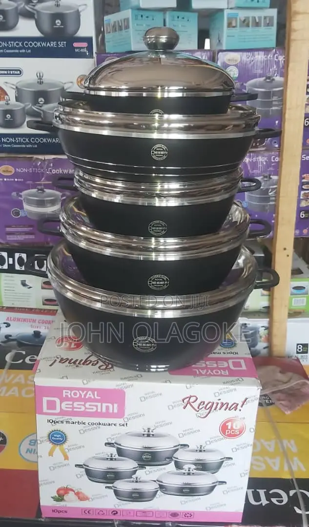 Dessini Original Die-Cast Pot With Steel Cover