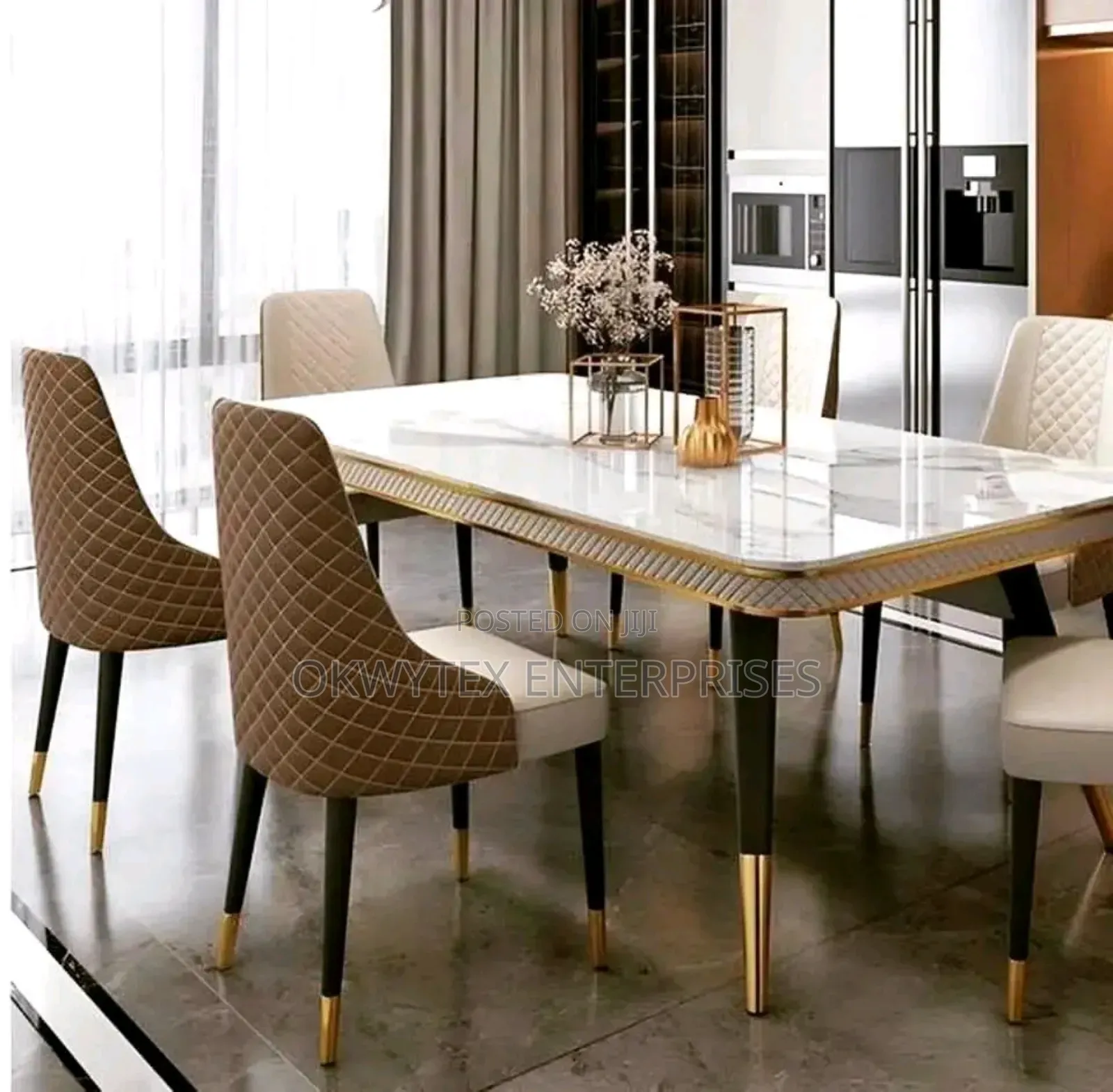 Executive High Quality by 6 Seaters Imported Dinning Set