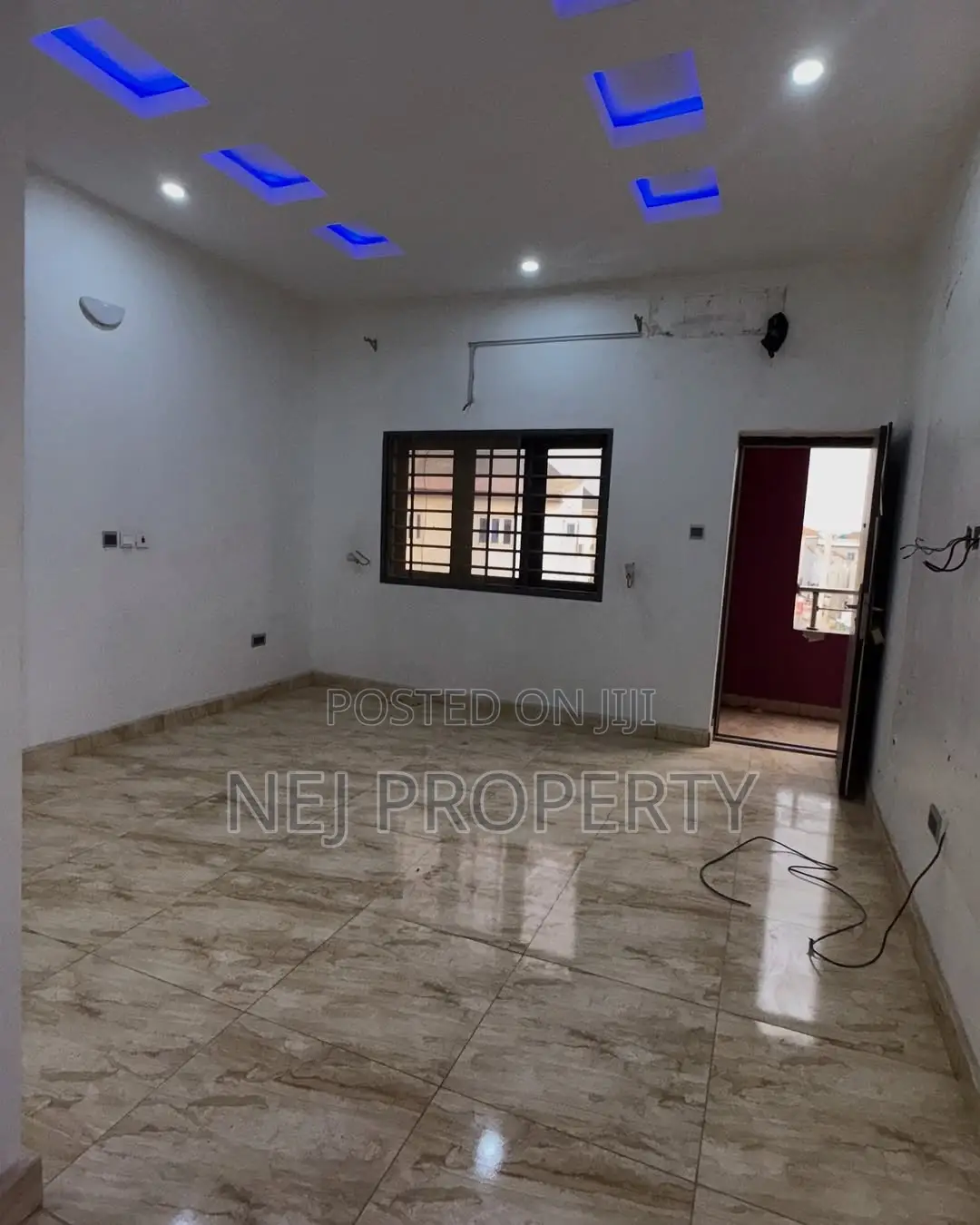 4bdrm Townhouse Terrace in Jahi for rent