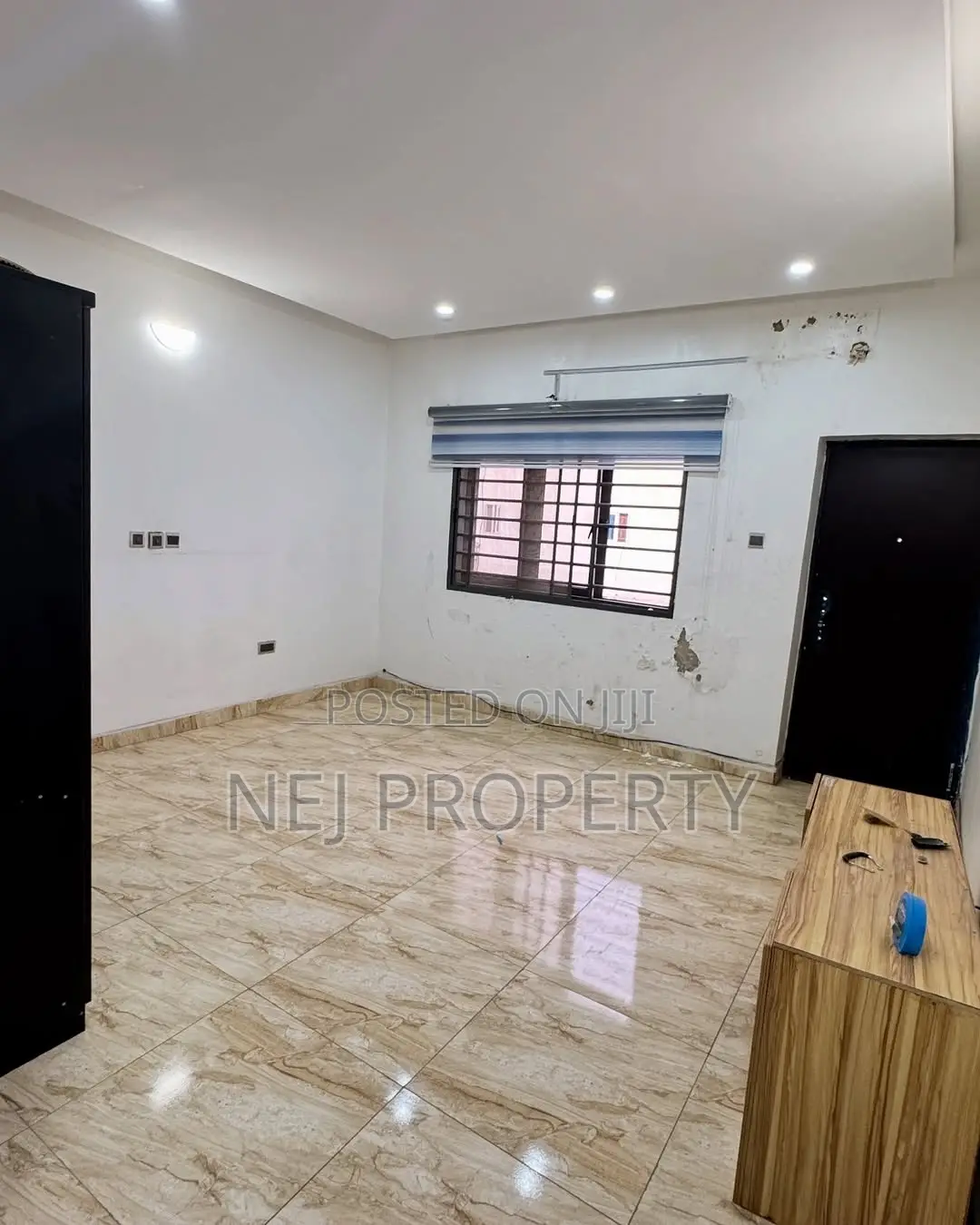 4bdrm Townhouse Terrace in Jahi for rent