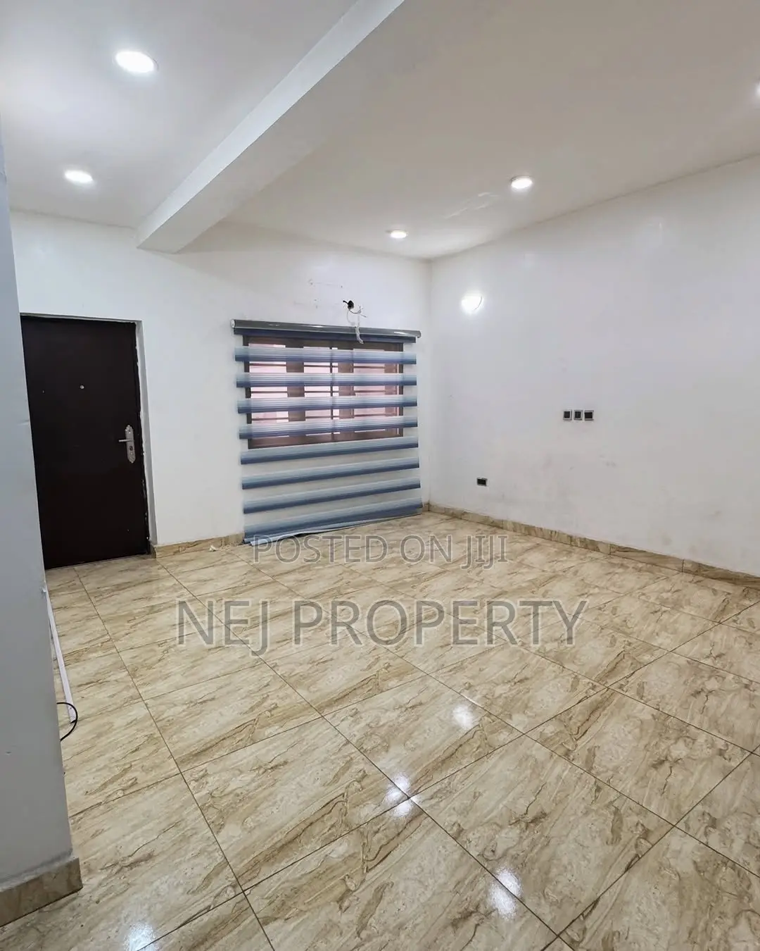 4bdrm Townhouse Terrace in Jahi for rent
