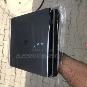 Ps4 Slim Plus 10 Games Installed Including Fc26,Gta V