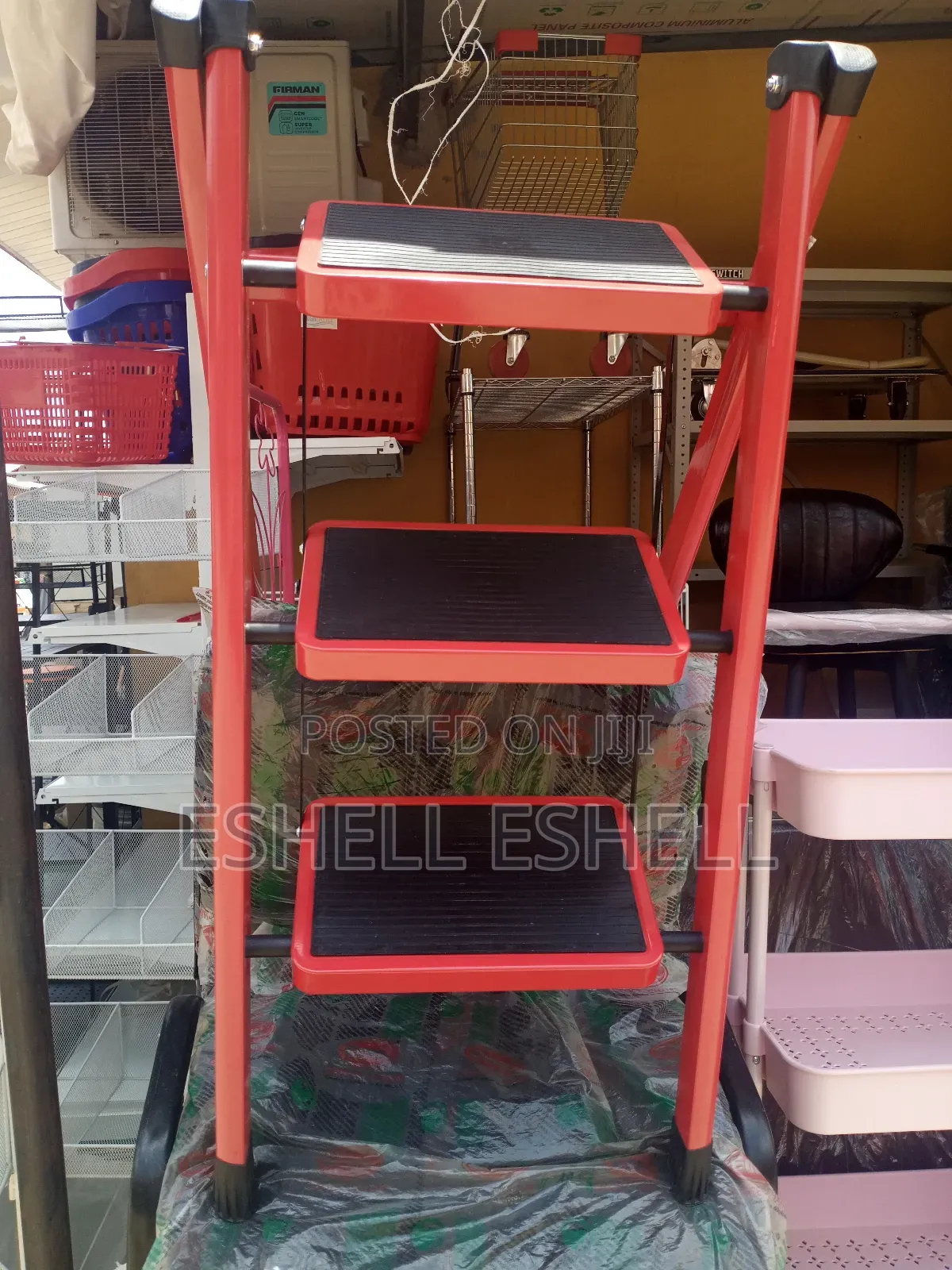 Supermarket Ladder