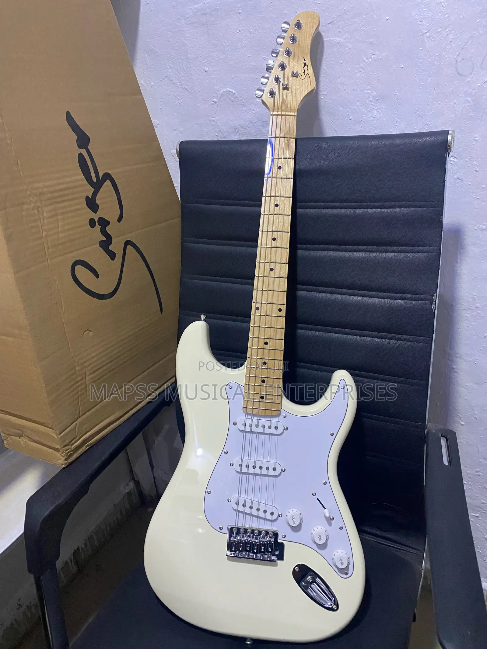 Stratocaster Lg-2 Electric Guitar