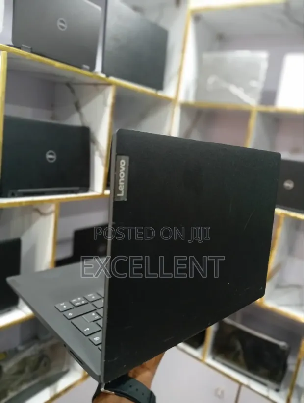 Laptop Lenovo ThinkPad Yoga 8GB Nvidia SSD 128GB in Osogbo