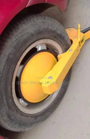 Photo - Wheel Clamp