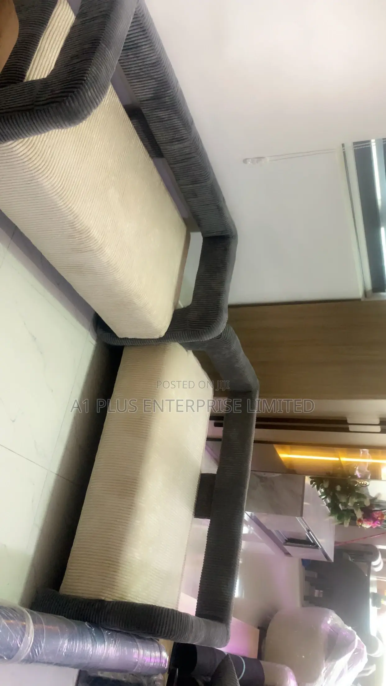Dark Grey 2,2 Setter Sofa