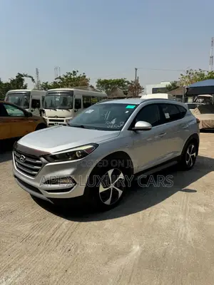 Hyundai Tucson 2018 Silver