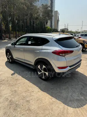 Hyundai Tucson 2018 Silver