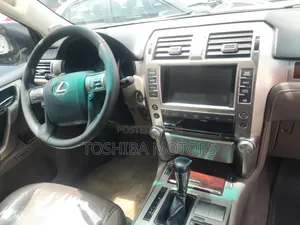 Lexus GX 460 2012 White
