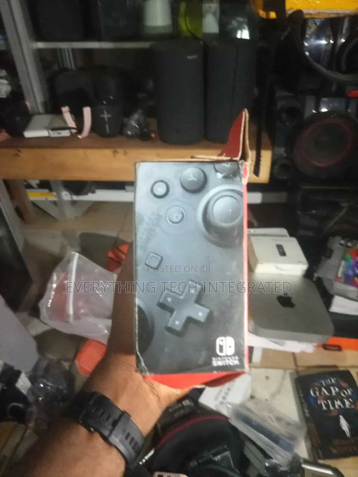Nintendo Switch Pro Controller