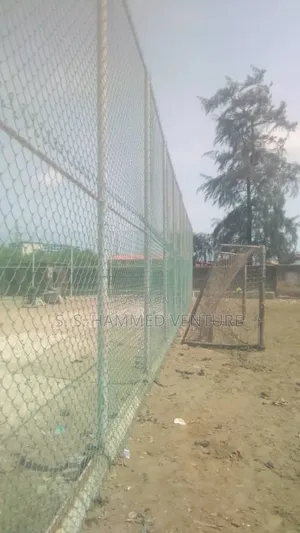 Football Pitch Fencing Wires ( Rober Coalted Chain Link ).