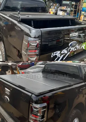 Bootcover Folding Hard for Ford Range 2020