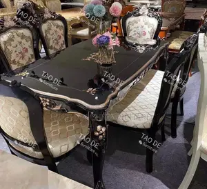 Amazing Cool Royal Family Black Is a Prestige