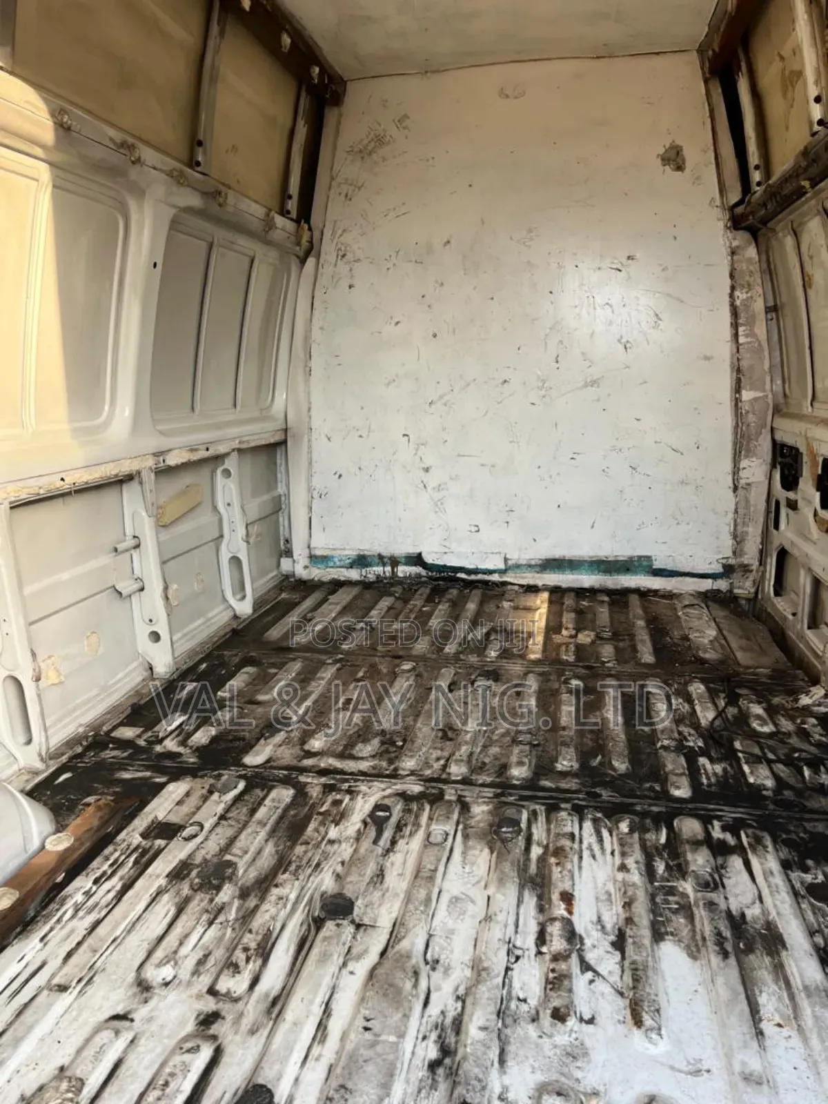 Ford Transit 2004 White