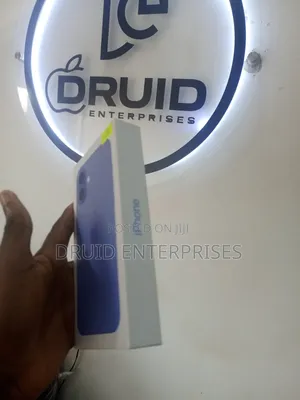 New Apple iPhone 16 Plus 256 GB Blue